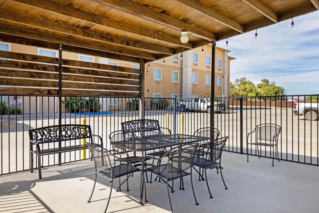 | Best Western Plus Guymon Hotel & Suites