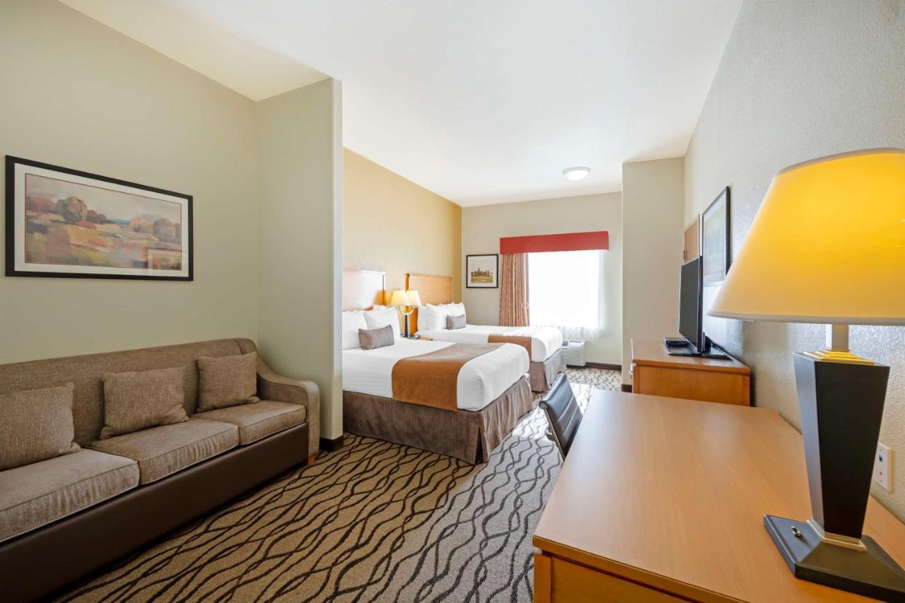 | Best Western Plus Guymon Hotel & Suites