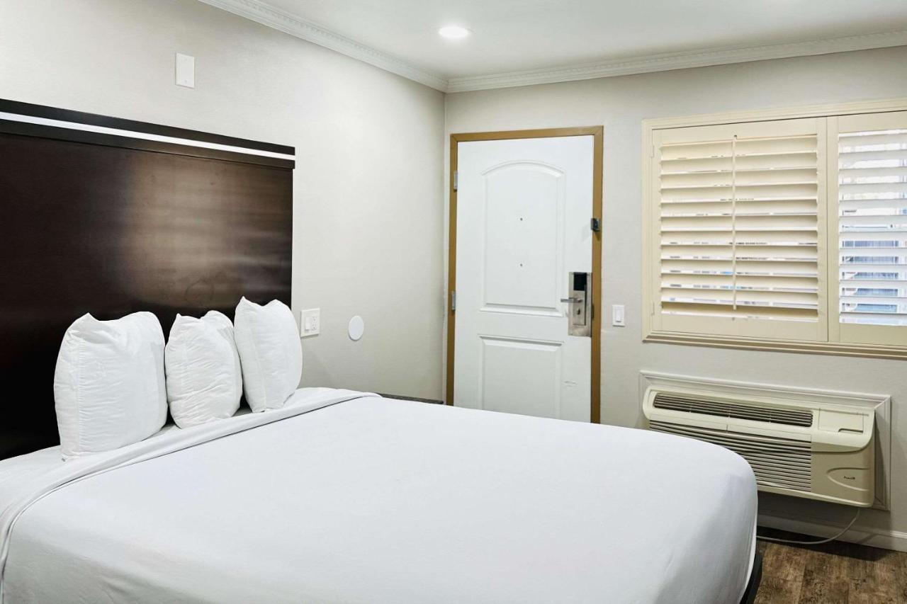 | Rodeway Inn Lemon Grove San Diego East