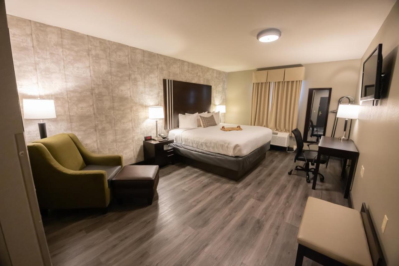 King Room at Distill-Inn