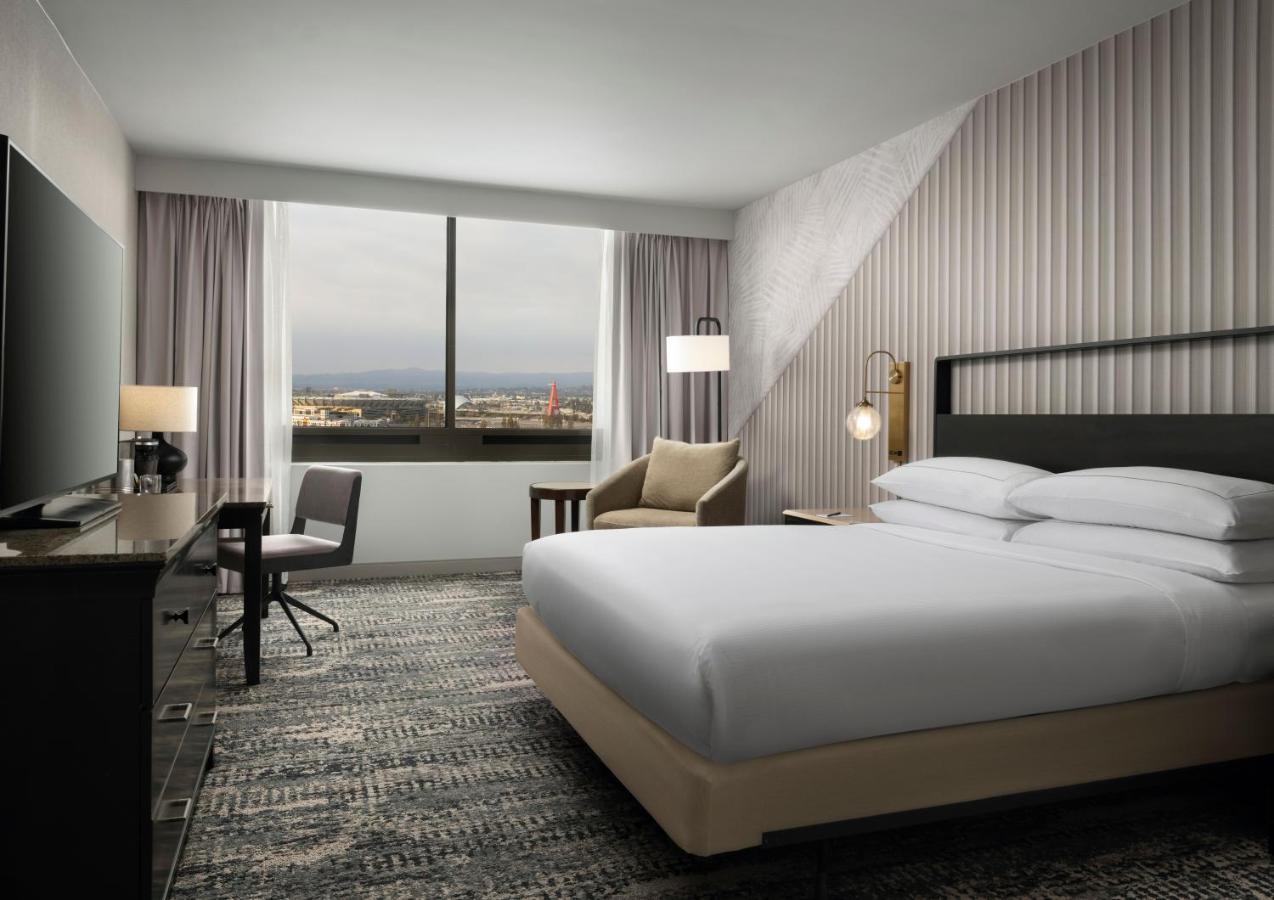 Premium King Room - High Floor - City View at Hotel Fera Anaheim, a DoubleTree by Hilton
