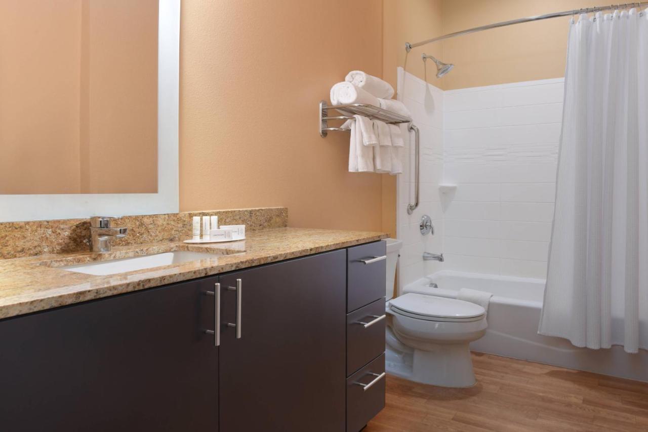 | TownePlace Suites by Marriott Lake Jackson Clute