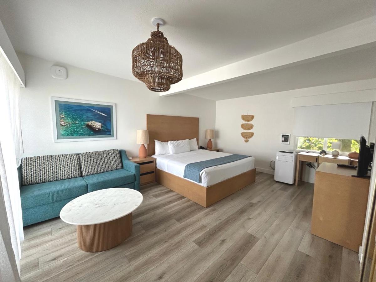 King Room with Sofa Bed - Deck View at Capri Laguna on the Beach
