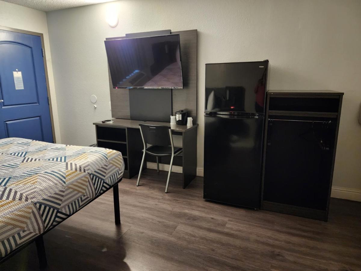  | Studio 6 Sacramento, CA Natomas