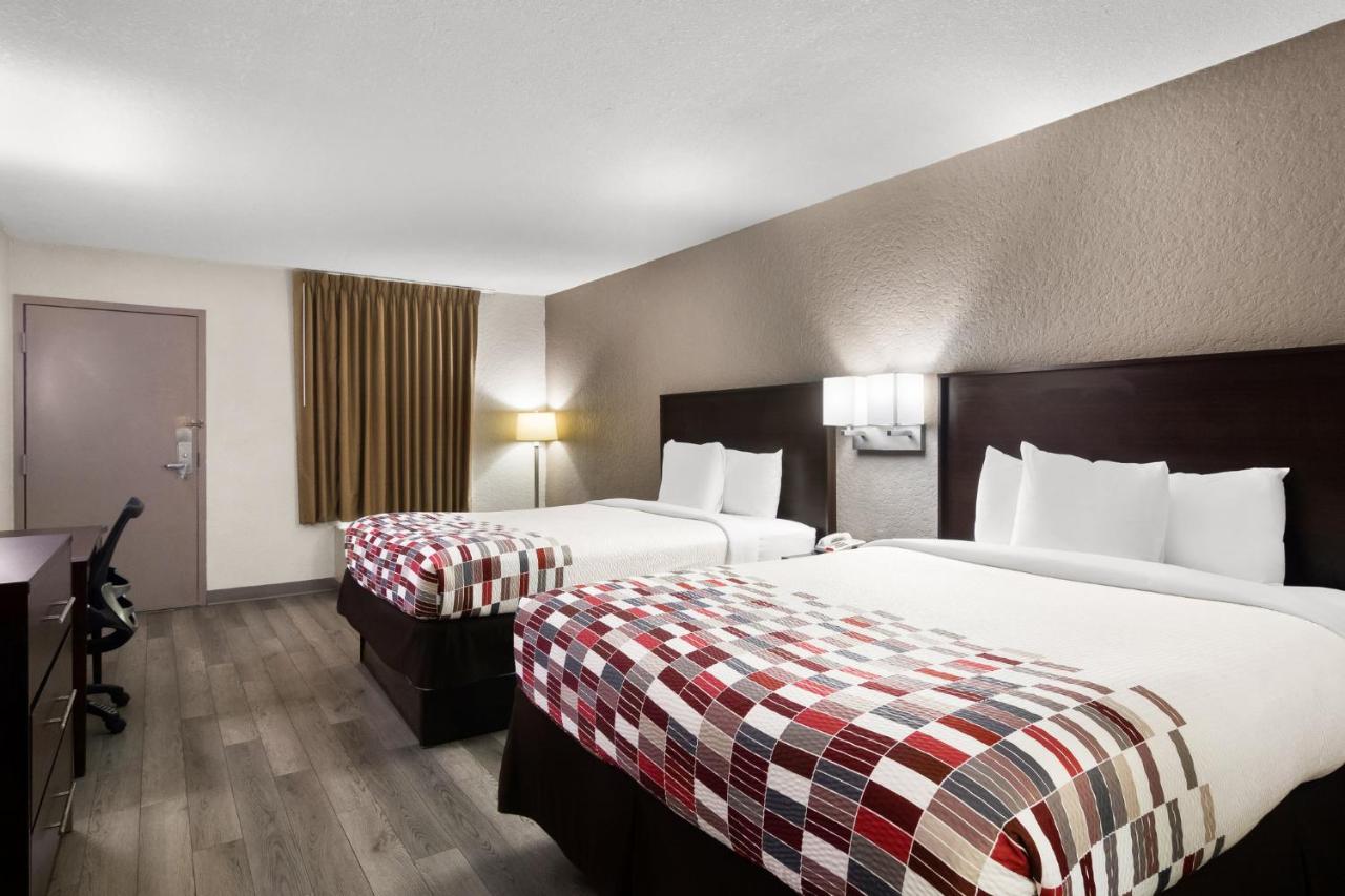 Deluxe Queen Room with Two Queen Beds - Non-Smoking at Red Roof Inn Kingsland