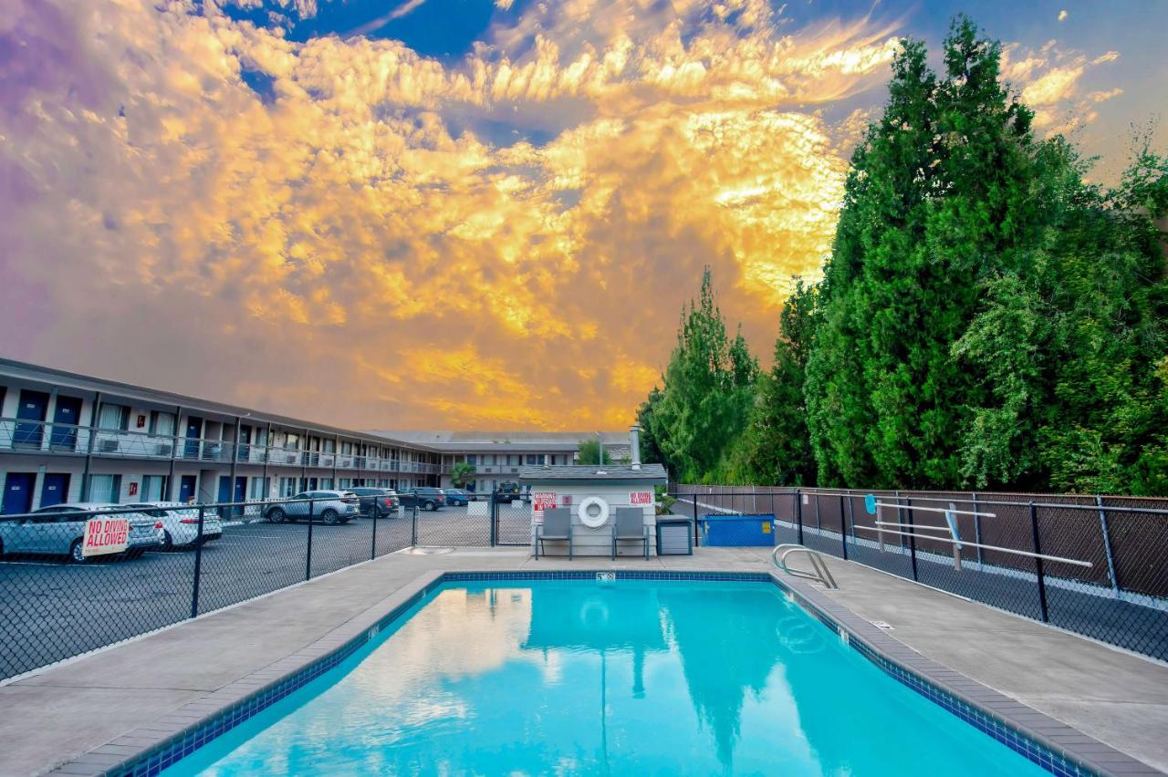  | Motel 6-Salem, OR - Expo Center