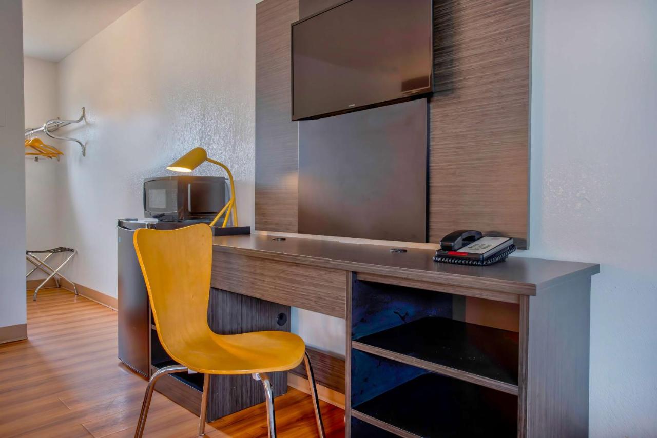  | Motel 6-Salem, OR - Expo Center
