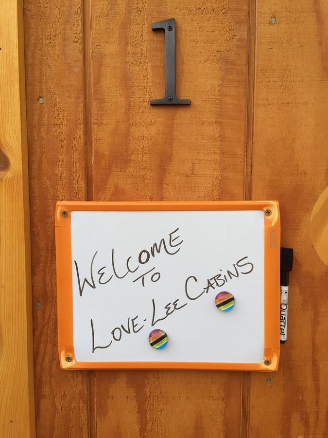 | Talkeetna Love-Lee Cabins