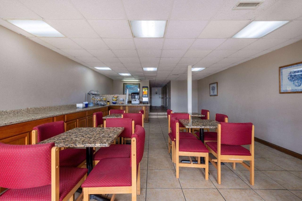 | Days Inn by Wyndham Lincolnton