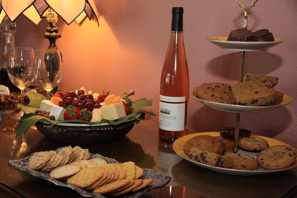 | The Napa Inn