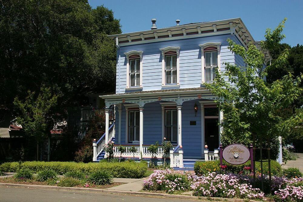 | The Napa Inn