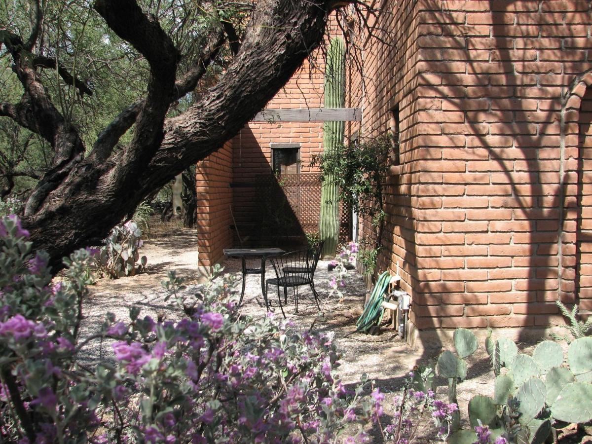 | Desert Trails Bed & Breakfast
