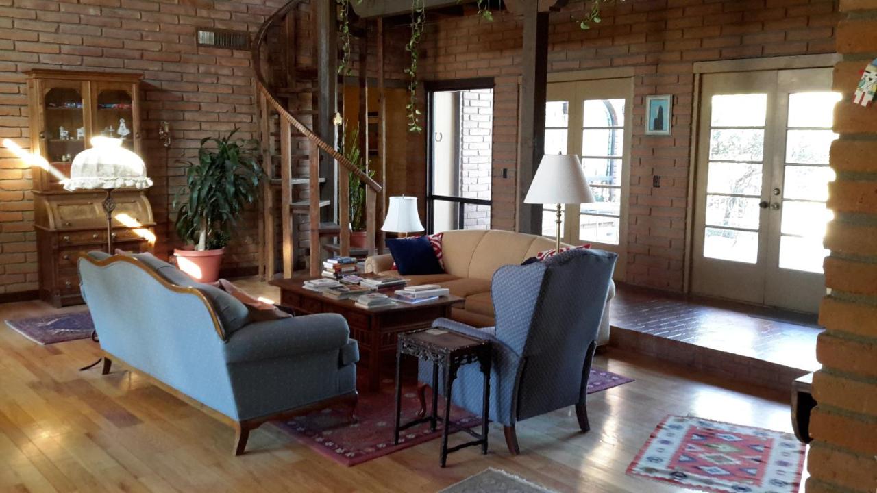 | Desert Trails Bed & Breakfast