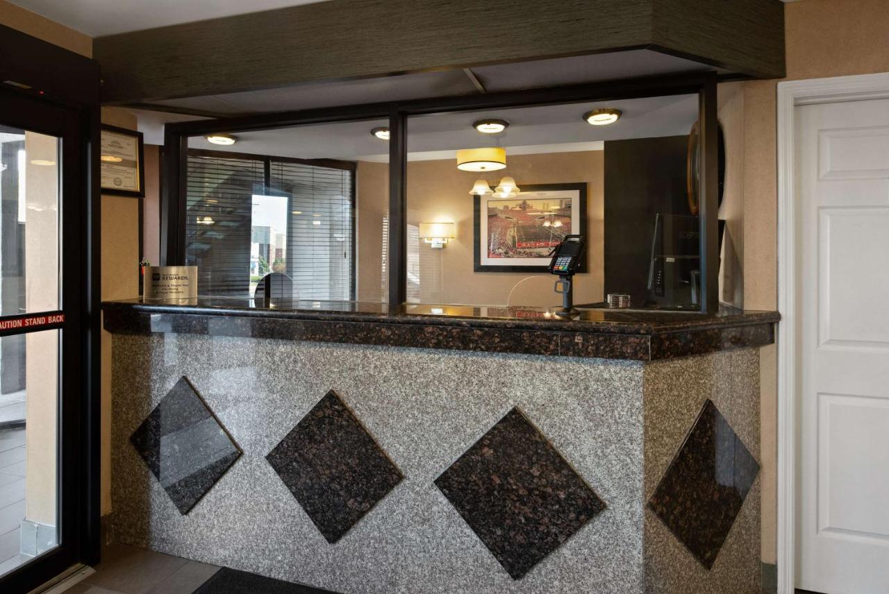 Best Western Executive Inn