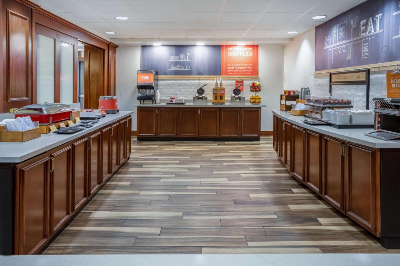 | Hampton Inn Harriman Woodbury