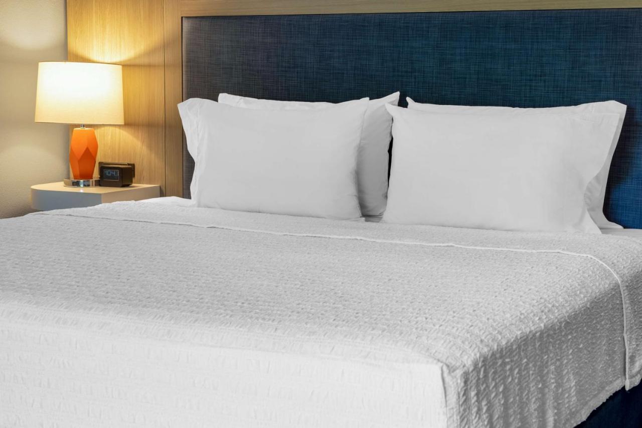 | Hampton Inn Harriman Woodbury