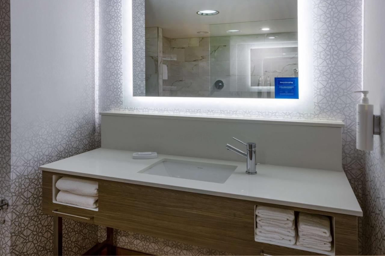| Hampton Inn Harriman Woodbury