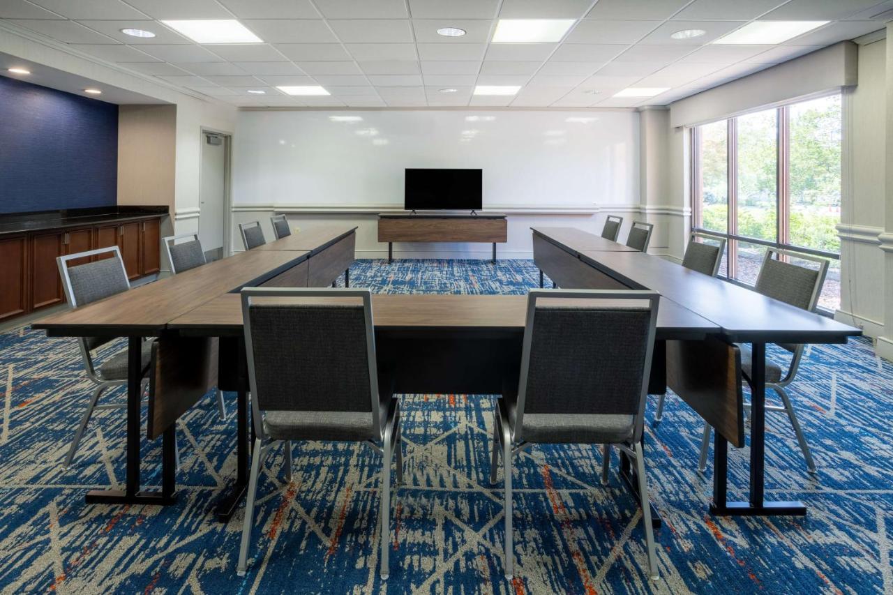 | Hampton Inn Harriman Woodbury