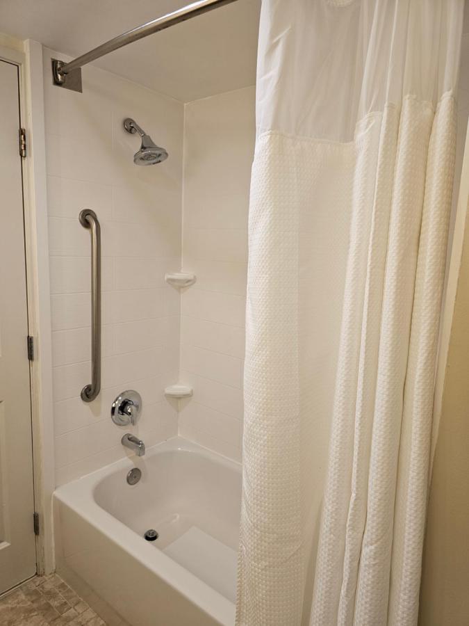 | Fairfield Inn & Suites by Marriott Charleston Airport/Convention Center