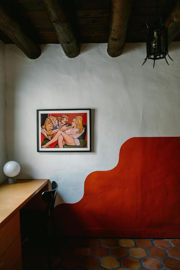 Standard Room with Two Queen Beds at El Rey Court