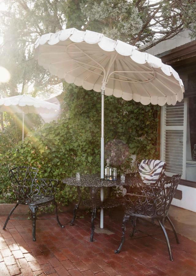King Room with Patio at El Rey Court