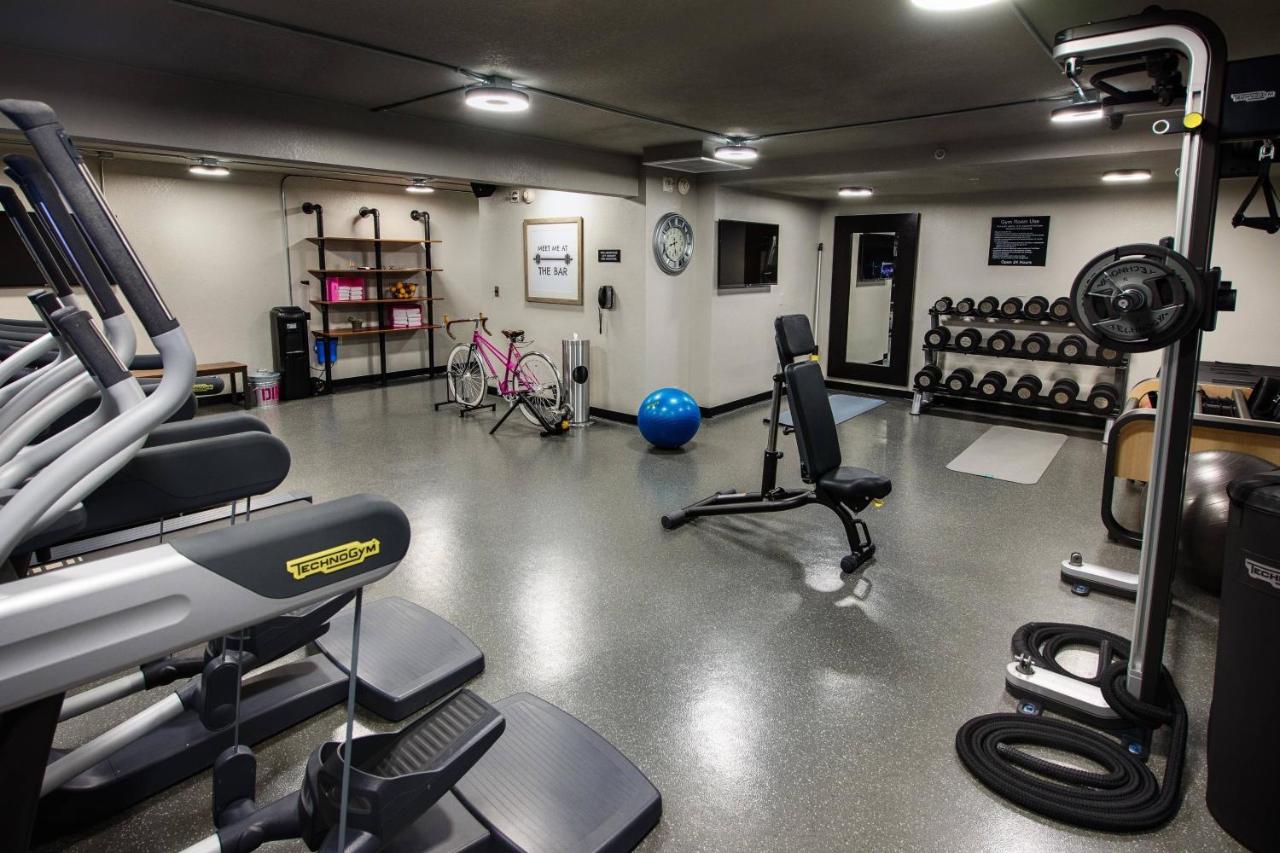 | MOXY Phoenix Tempe/ASU Area