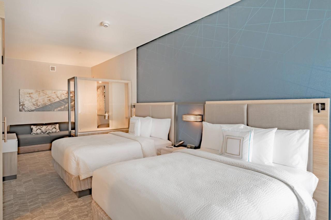 Queen Suite with Two Queen Beds at SpringHill Suites by Marriott Dallas McKinney/Allen