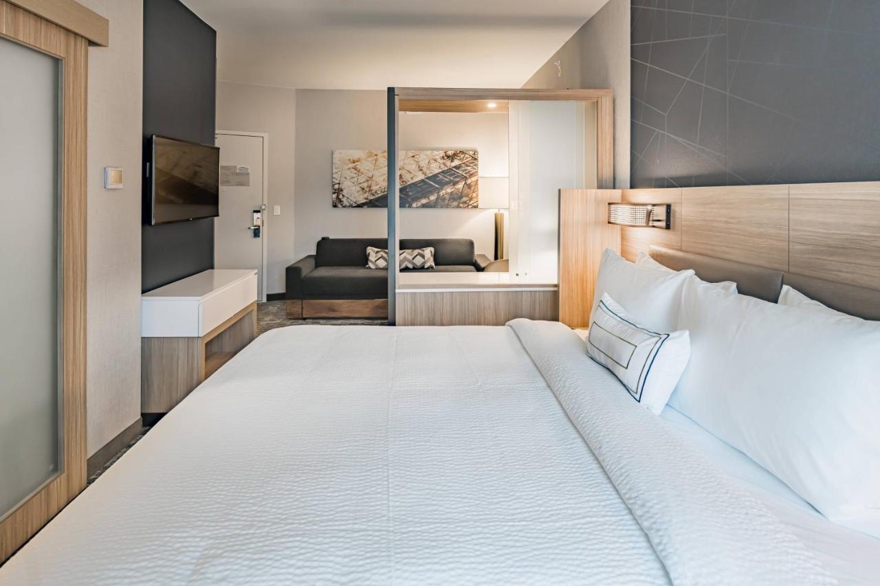 King Suite with Trundle Bed at SpringHill Suites by Marriott Dallas McKinney/Allen
