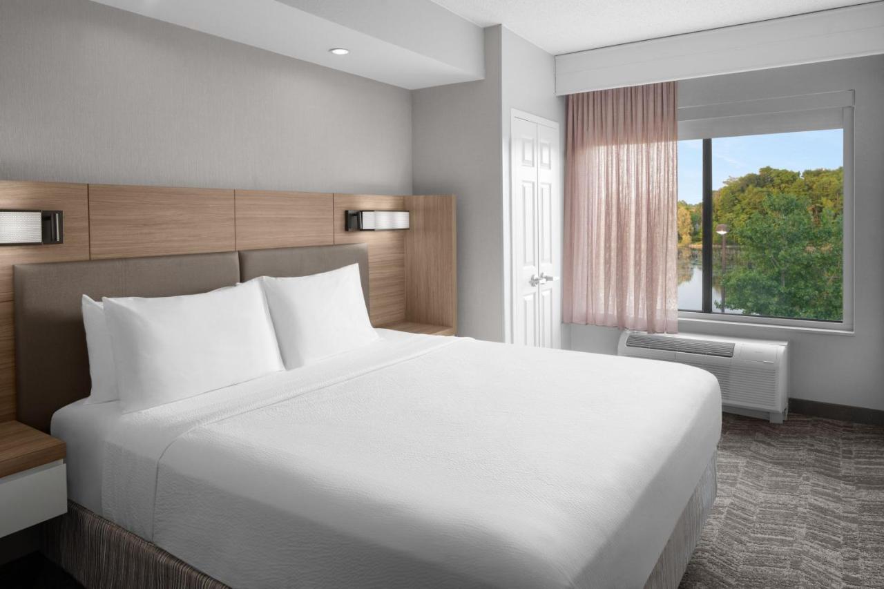 | SpringHill Suites by Marriott Grand Rapids Airport Southeast