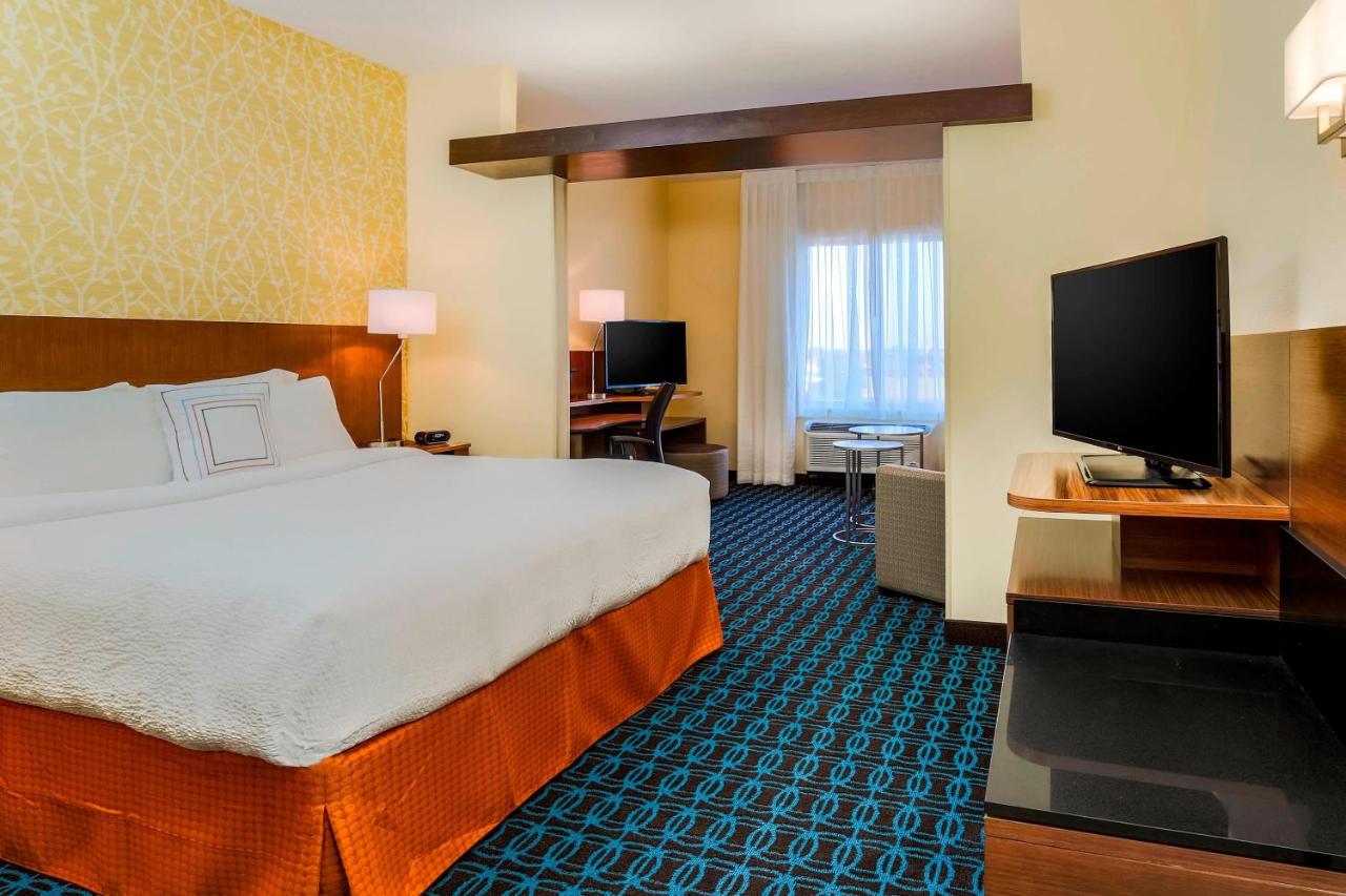 Suite, 1 King, Sofa bed at Fairfield Inn & Suites by Marriott Snyder