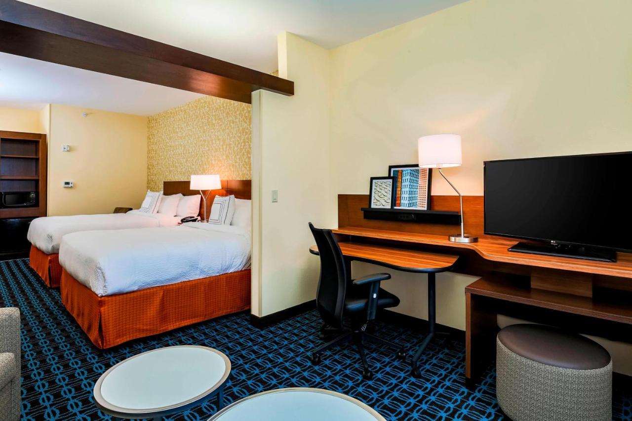 Suite, 2 Queen, Sofa bed at Fairfield Inn & Suites by Marriott Snyder