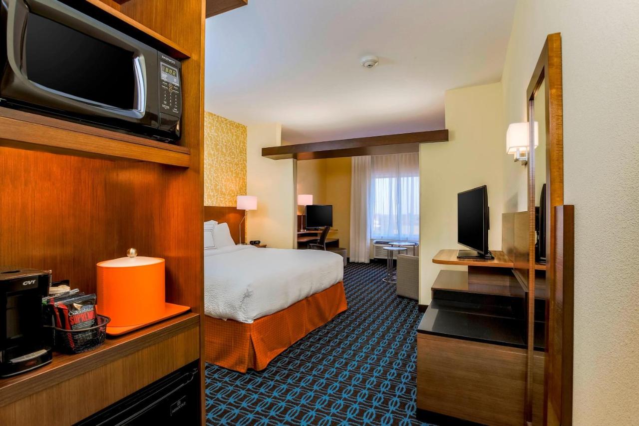 Suite, 1 King, Sofa bed at Fairfield Inn & Suites by Marriott Snyder