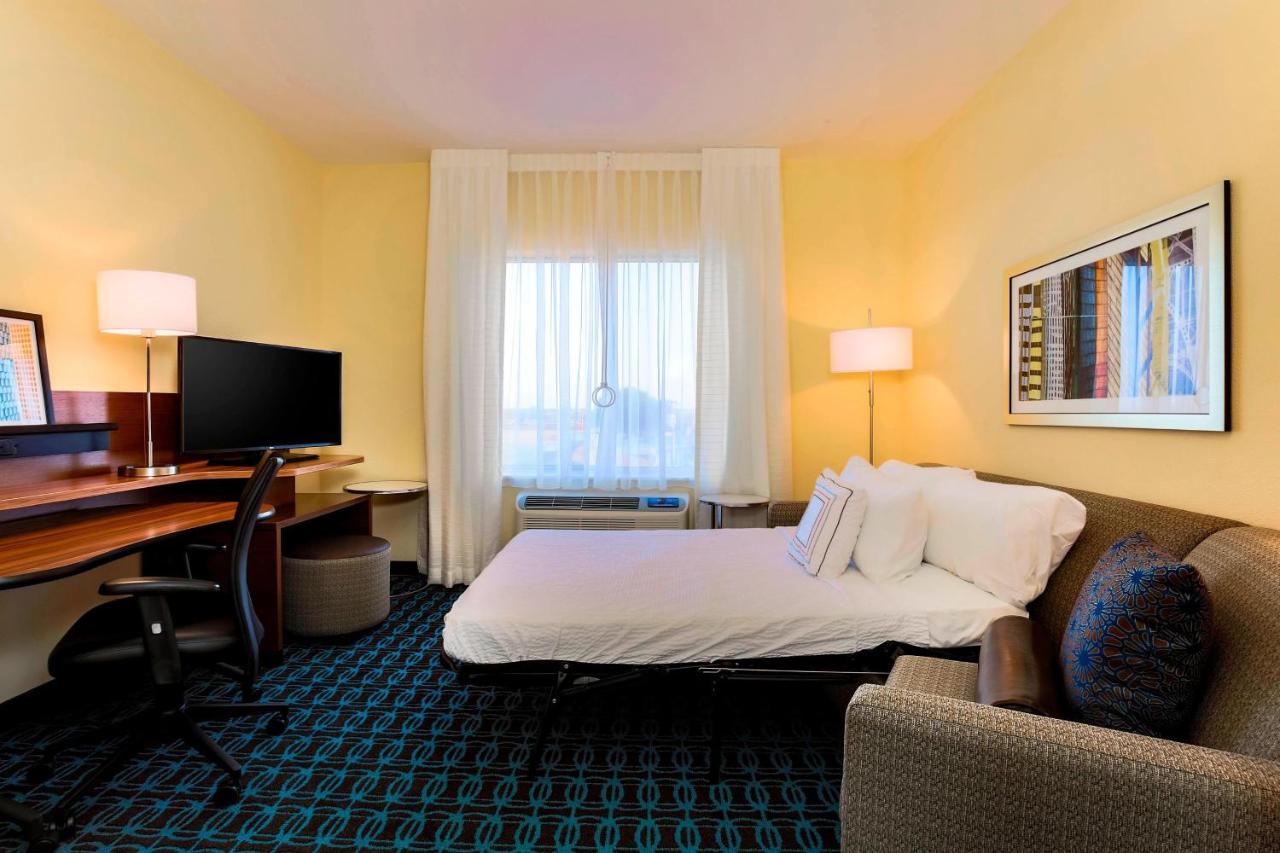 Suite, 1 King, Sofa bed at Fairfield Inn & Suites by Marriott Snyder