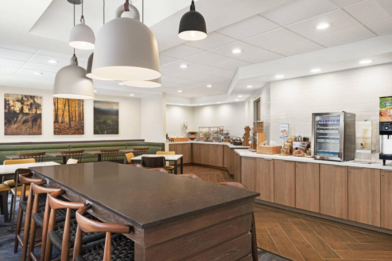 | Fairfield Inn by Marriott Warren Niles