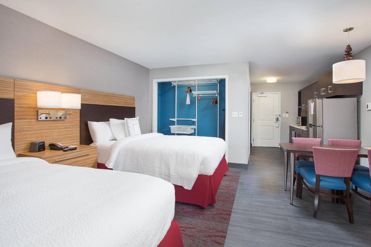 Queen Studio at TownePlace Suites by Marriott Knoxville Oak Ridge