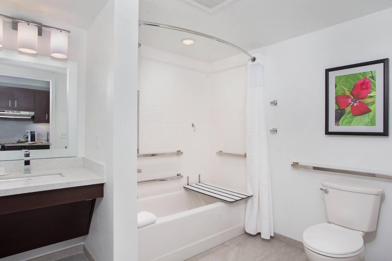 Queen Studio at TownePlace Suites by Marriott Knoxville Oak Ridge