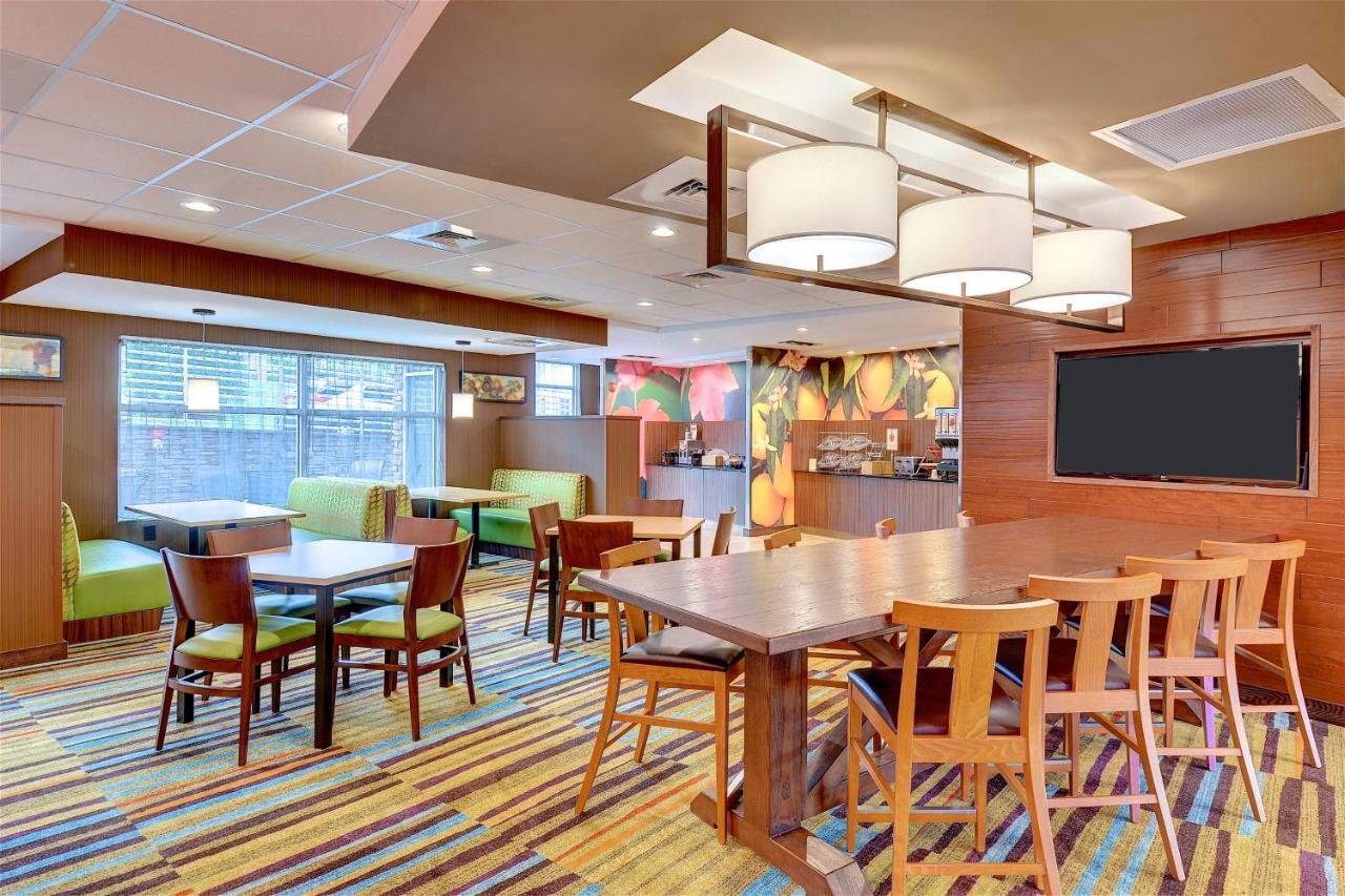 | Fairfield Inn & Suites by Marriott Nashville Downtown MetroCenter