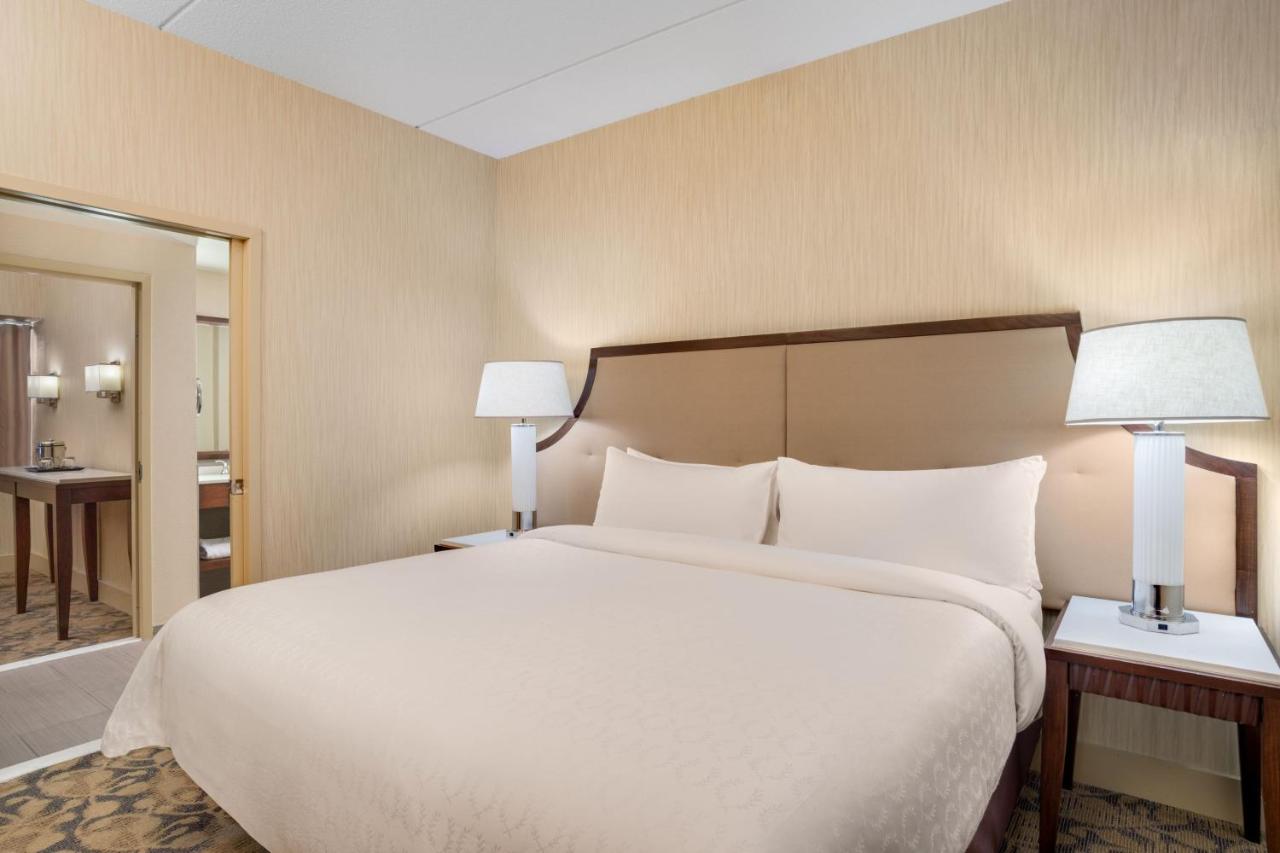 Executive Suite at Sheraton Lincoln Harbor Hotel