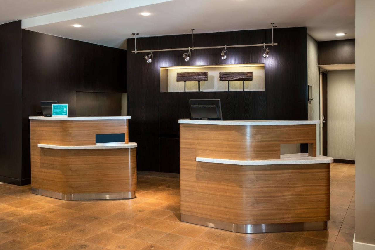 | Courtyard by Marriott San Diego Sorrento Valley