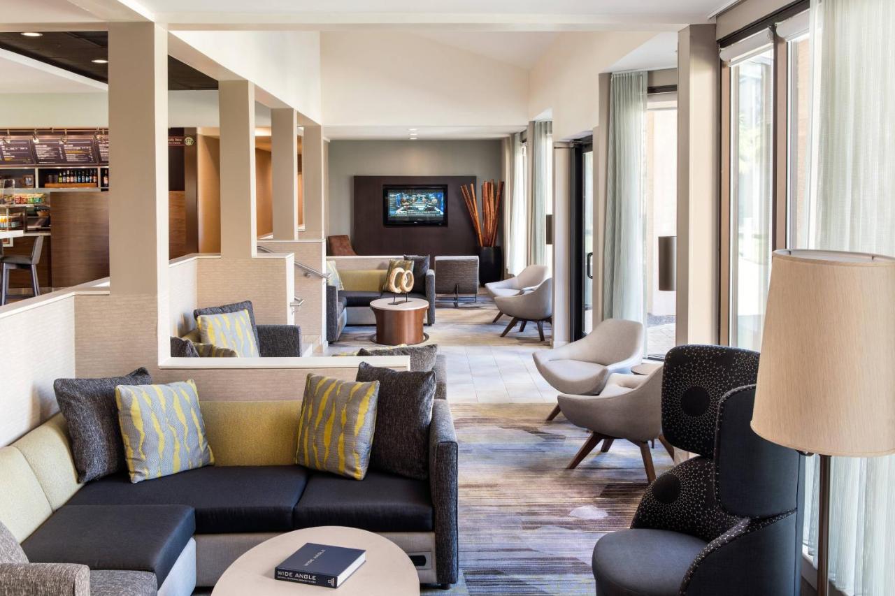 | Courtyard by Marriott San Diego Sorrento Valley