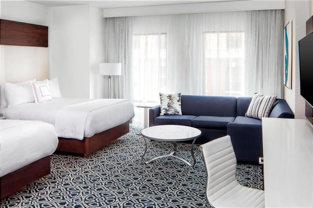 Queen Studio at Residence Inn Stamford Downtown