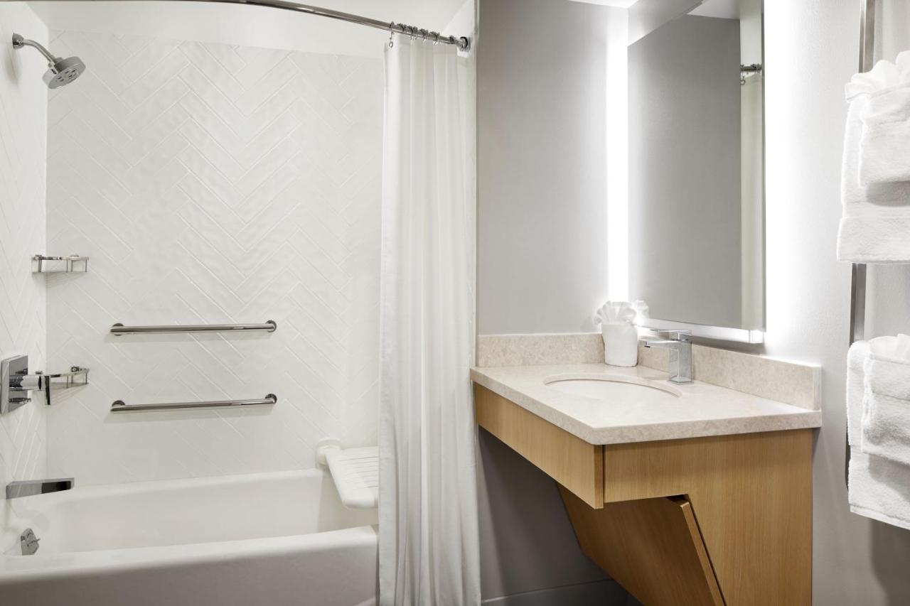  | TownePlace Suites Marriott Dulles Airport