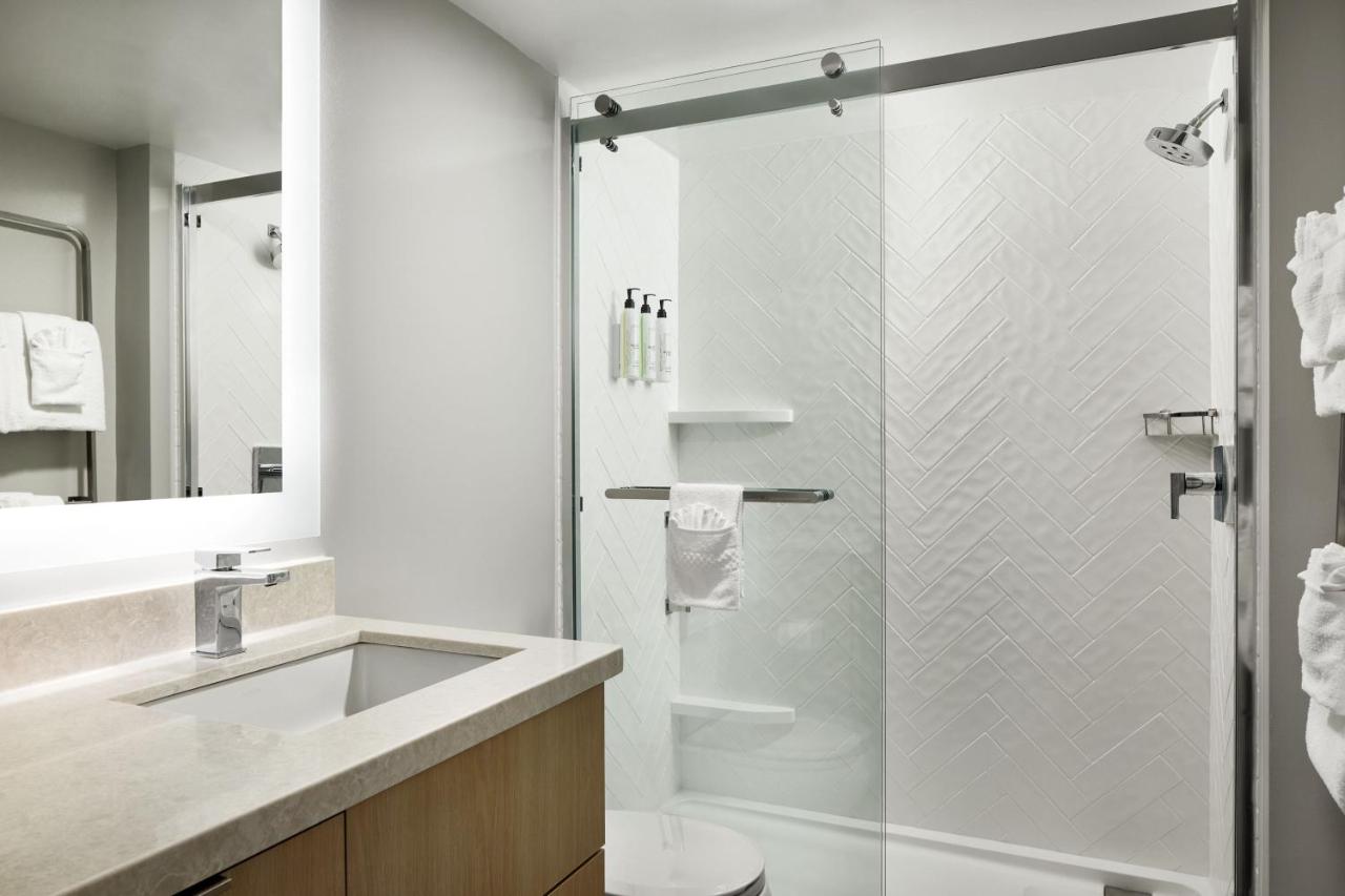 | TownePlace Suites Marriott Dulles Airport