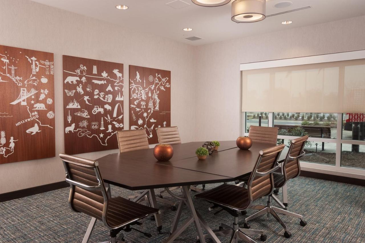  | TownePlace Suites by Marriott Charleston Airport/Convention Center