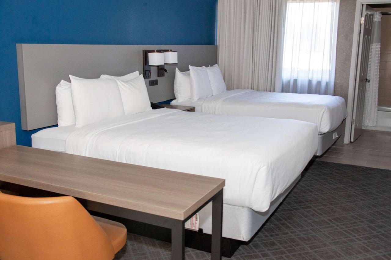 One Room Suite with Two Queen Beds and Sofa bed - Non Smoking at Comfort Suites Baton Rouge South I-10