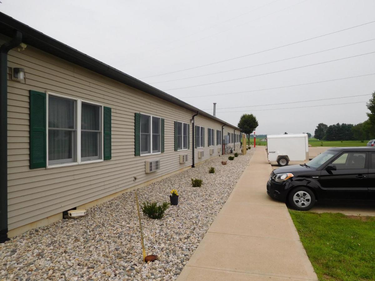 | Attica Inn
