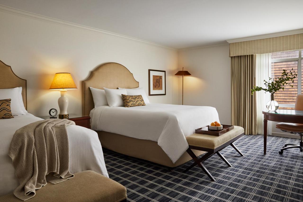 Deluxe Queen Room at The Stanford Park Hotel