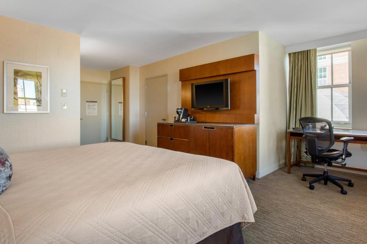 | Omni Providence