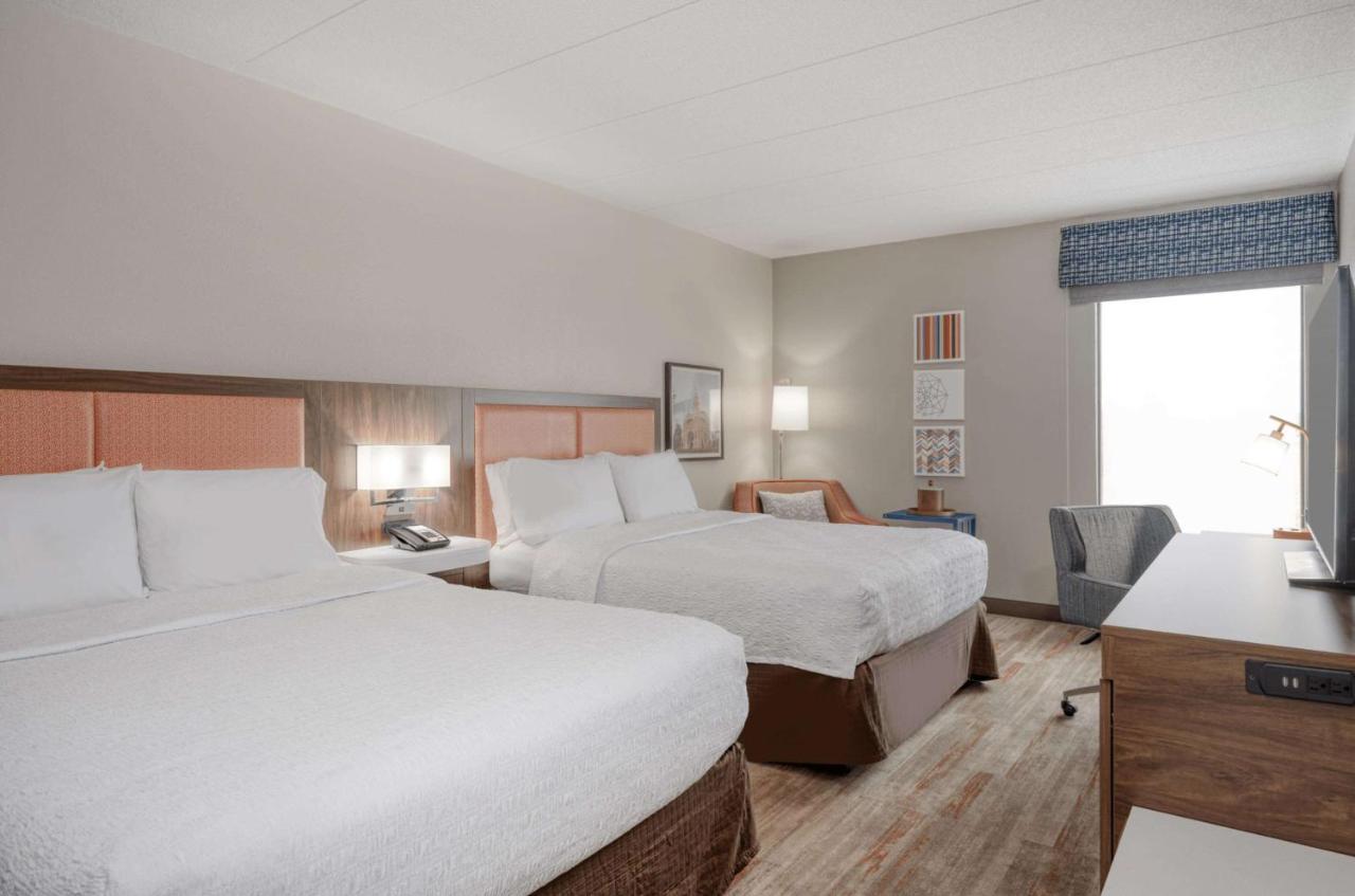 Queen Room with Two Queen Beds - Non-Smoking at Hampton Inn by Hilton Washington Court House