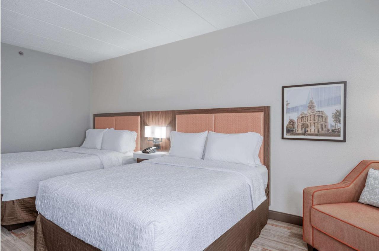 Queen Room with Two Queen Beds - Non-Smoking at Hampton Inn by Hilton Washington Court House
